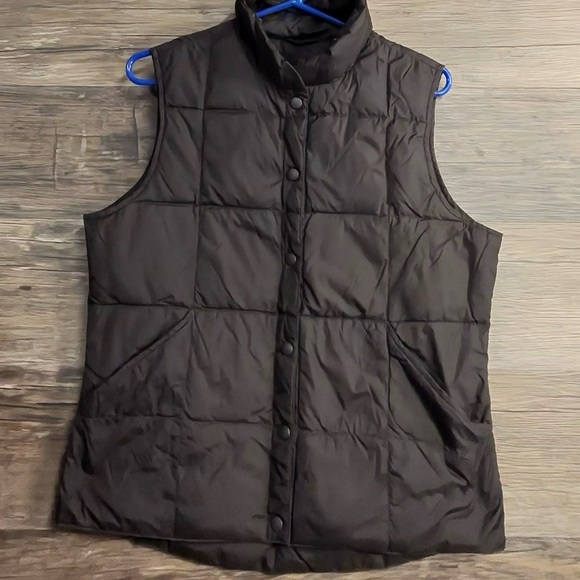 Lands' End Women's Black Quilted Vest - Picture 1 of 7